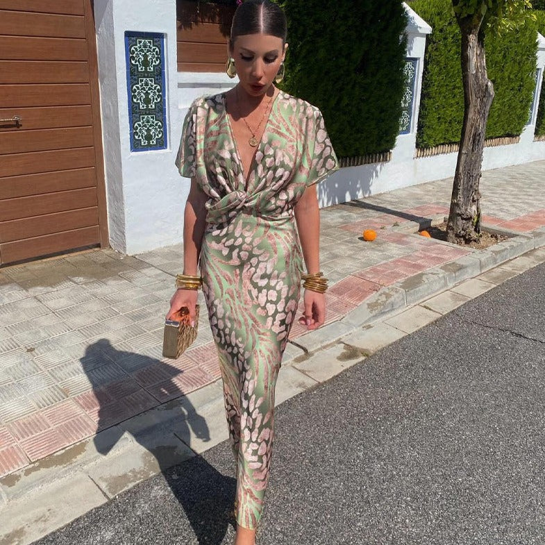 Amelia-Rose | Twisted V-Neck Maxi Dress