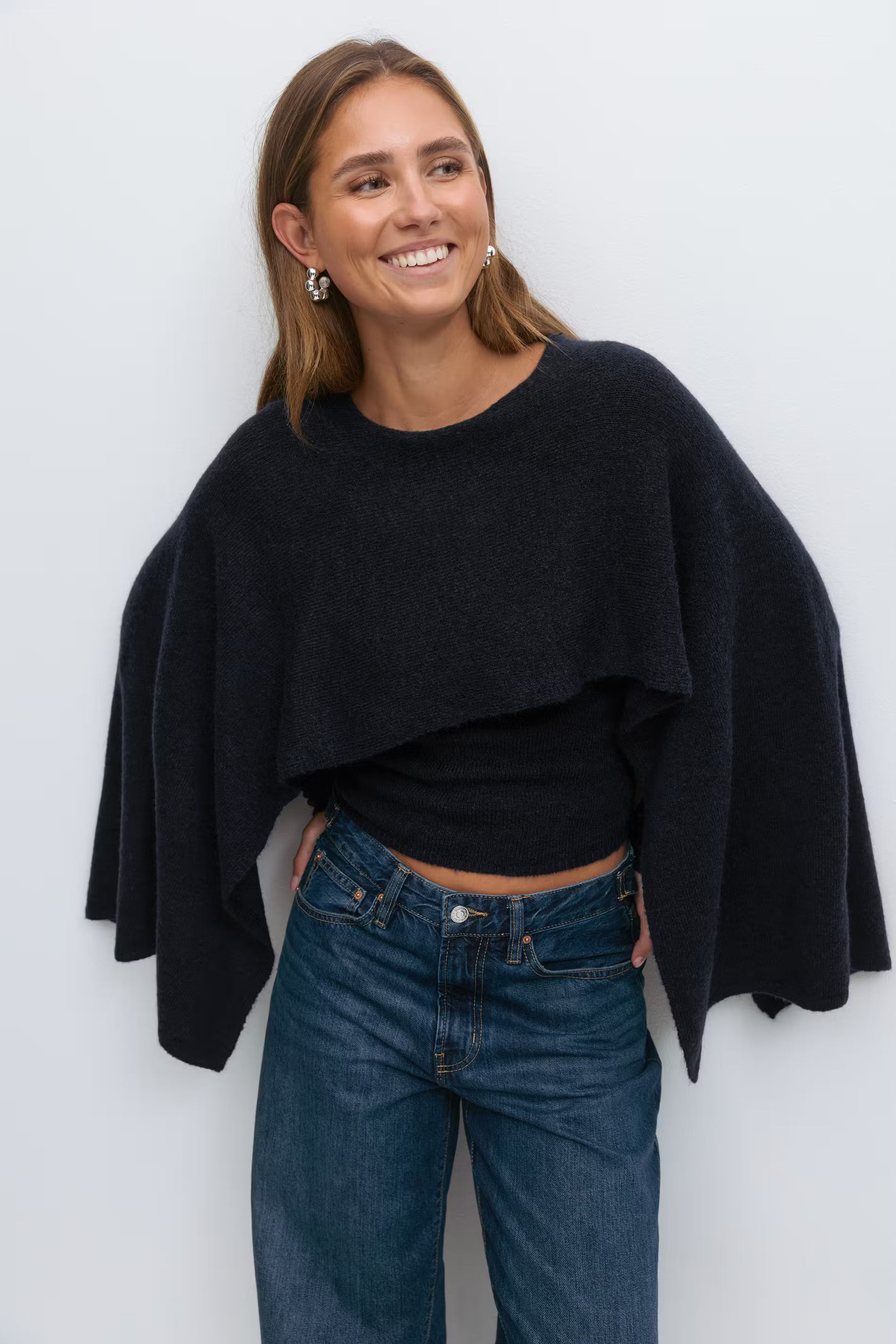 Nerissa | Knitted Cape Top