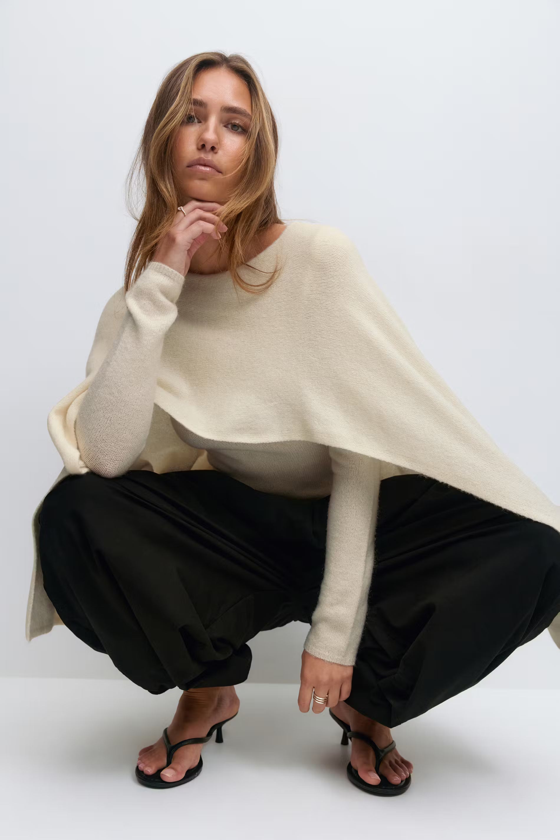 Nerissa | Knitted Cape Top