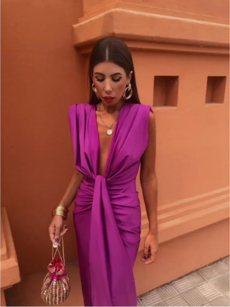 Maisie | Party Dress with Deep Neckline