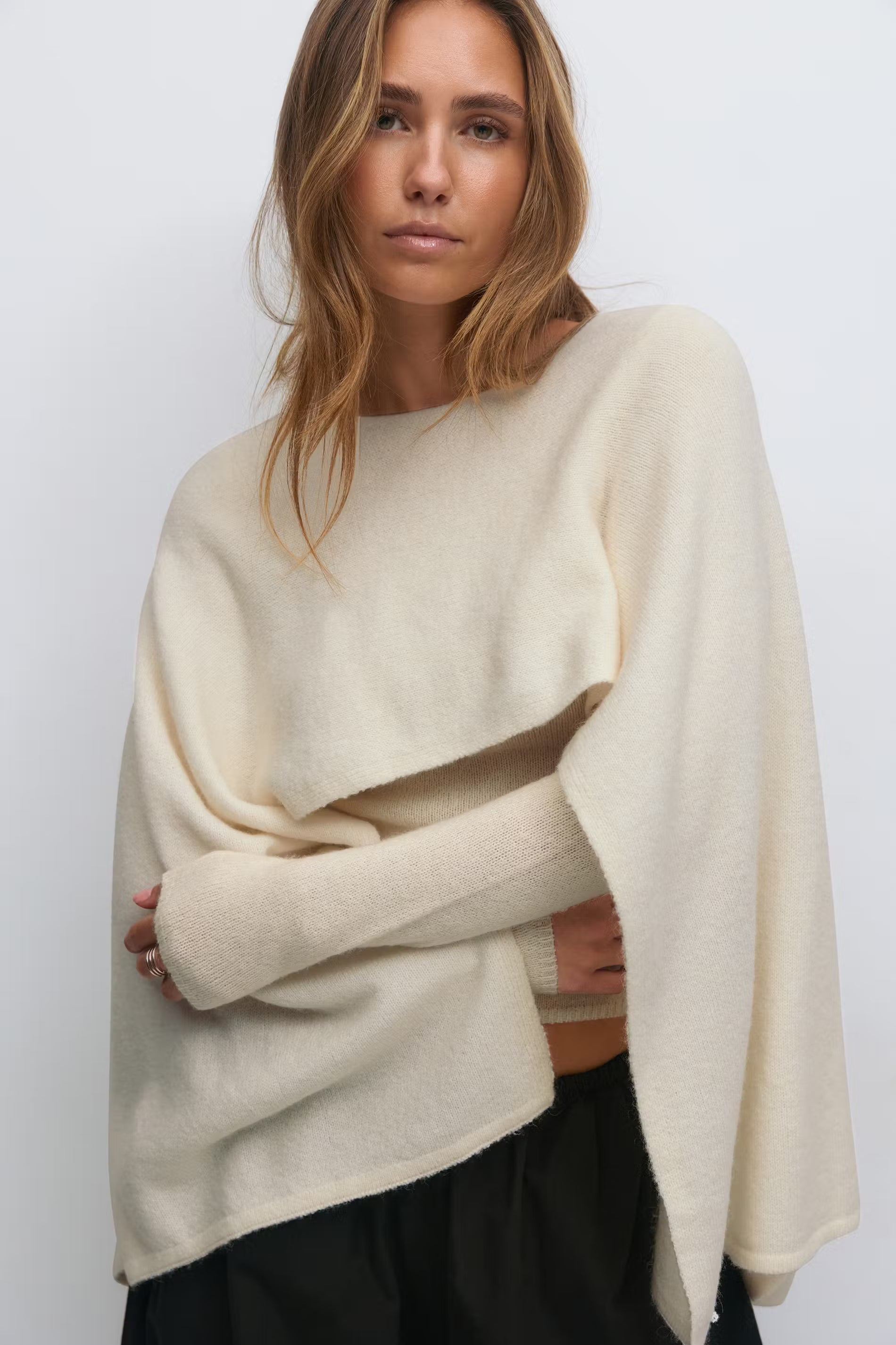 Nerissa | Knitted Cape Top
